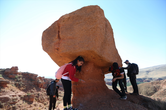 Kars’ın saklı kanyonunda Arizona’yı aratmayan manzaralar doğaseverleri bekliyor