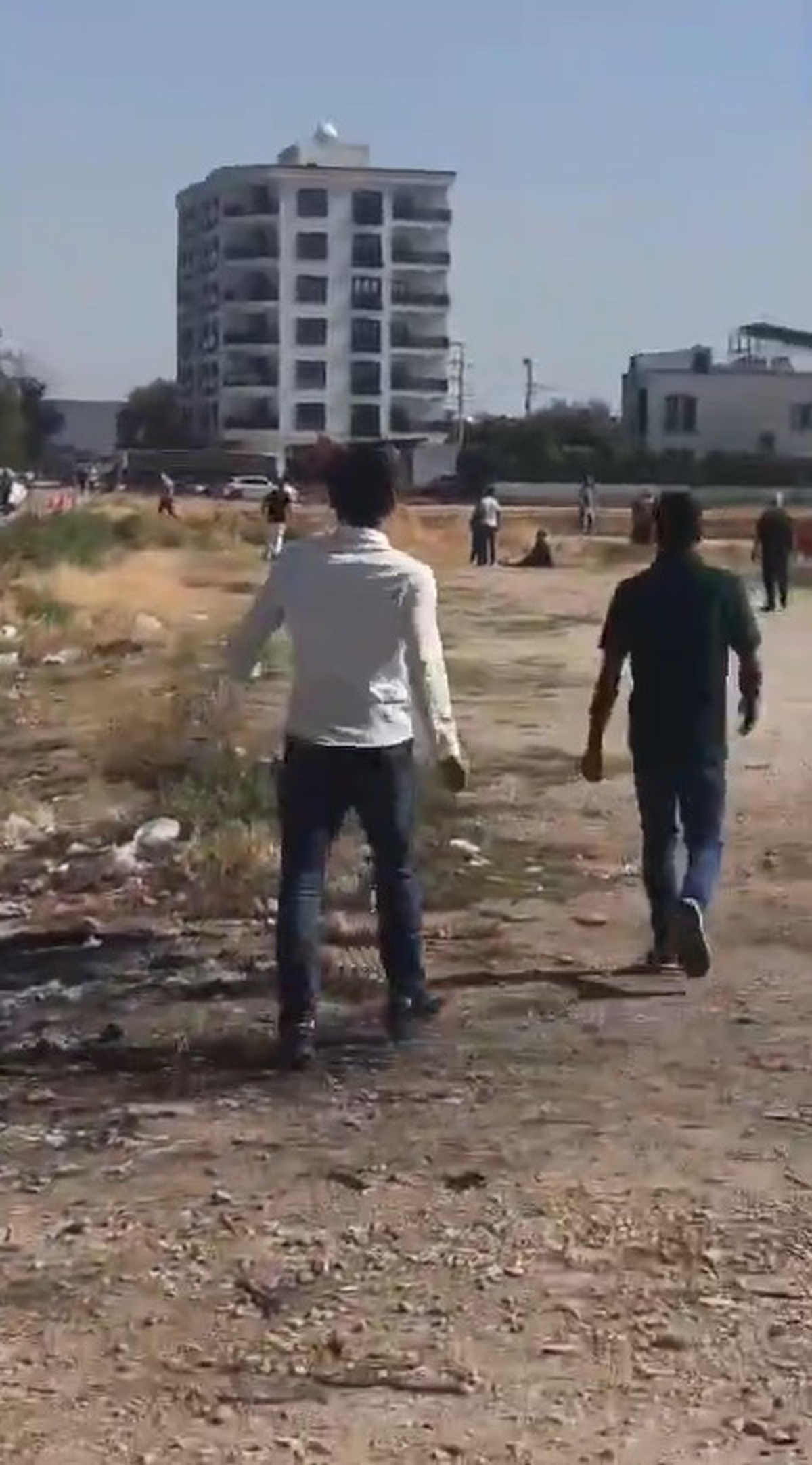 Mardin Kızıltepe\'de dünkü kavga taraflarının yakınları kavgaya tutuştu, 6 kişi yaralandı
