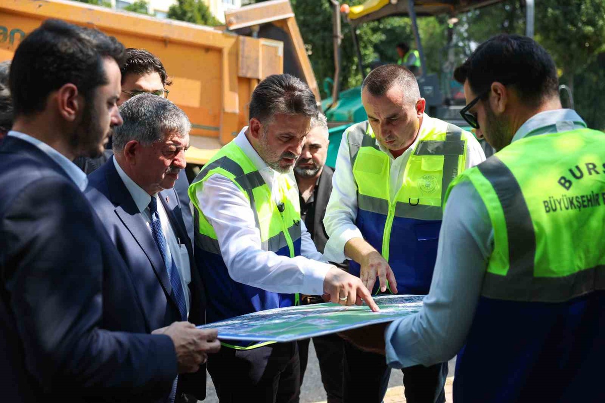 Kurtuluş, Baykal’ın Panayır açıklamalarına dere ıslahı sürüyor diyerek tepki gösterdi