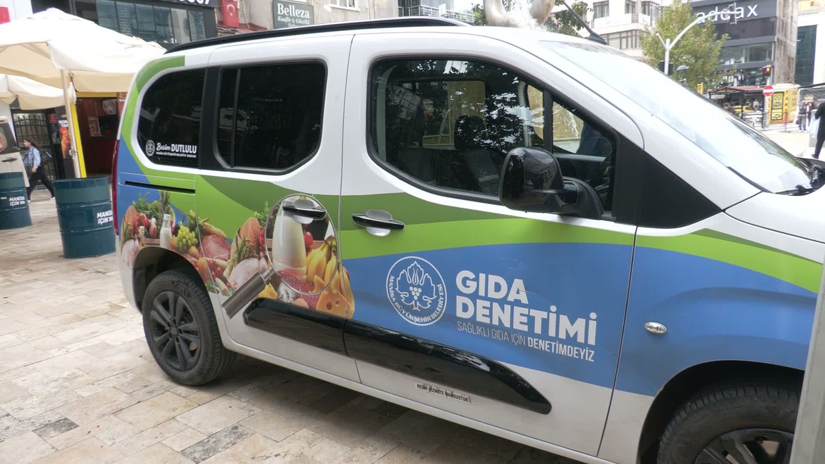 Manisa Büyükşehir Belediyesi Dünya Gıda Günü\'nde üç noktada gıda güvenliğini anlattı