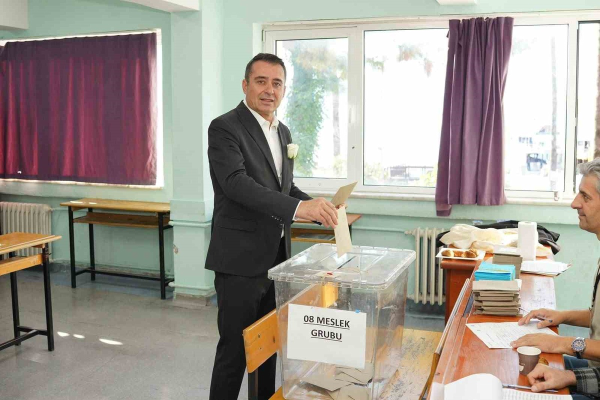 MTO\'da Mavi Liste 13 komitenin 11\'ini kazanırken Başkan Ayhan seçilemedi