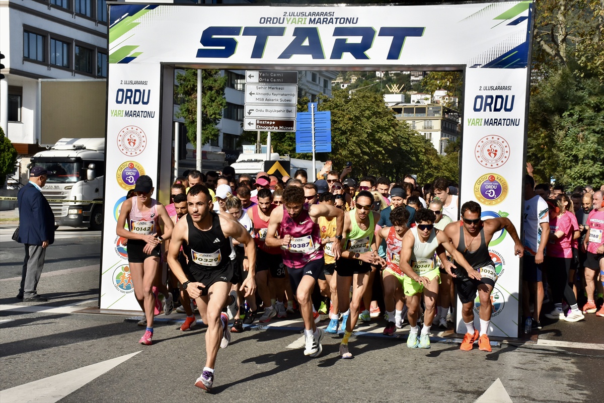 Ordu'daki yarı maratonda 8 ülkeden 707 sporcu koştu, 160'ı 21 kilometrede yarıştı