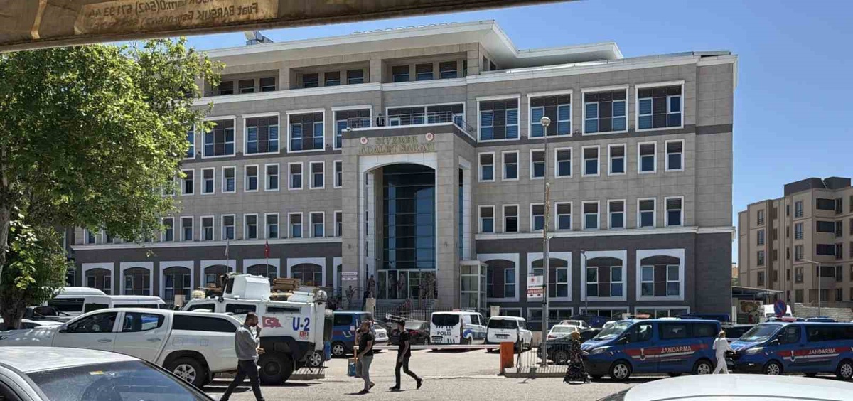 Üvey anne ve 2 kişi, 8 yaşındaki çocuğa işkence iddiasıyla tutuklandı