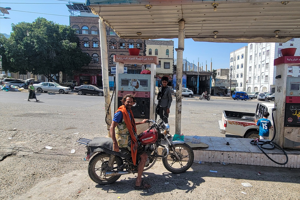 Taiz\'de tüp fiyatı yaklaşık yüzde 300 arttı, diyaliz seansları 2,5 saate indirildi