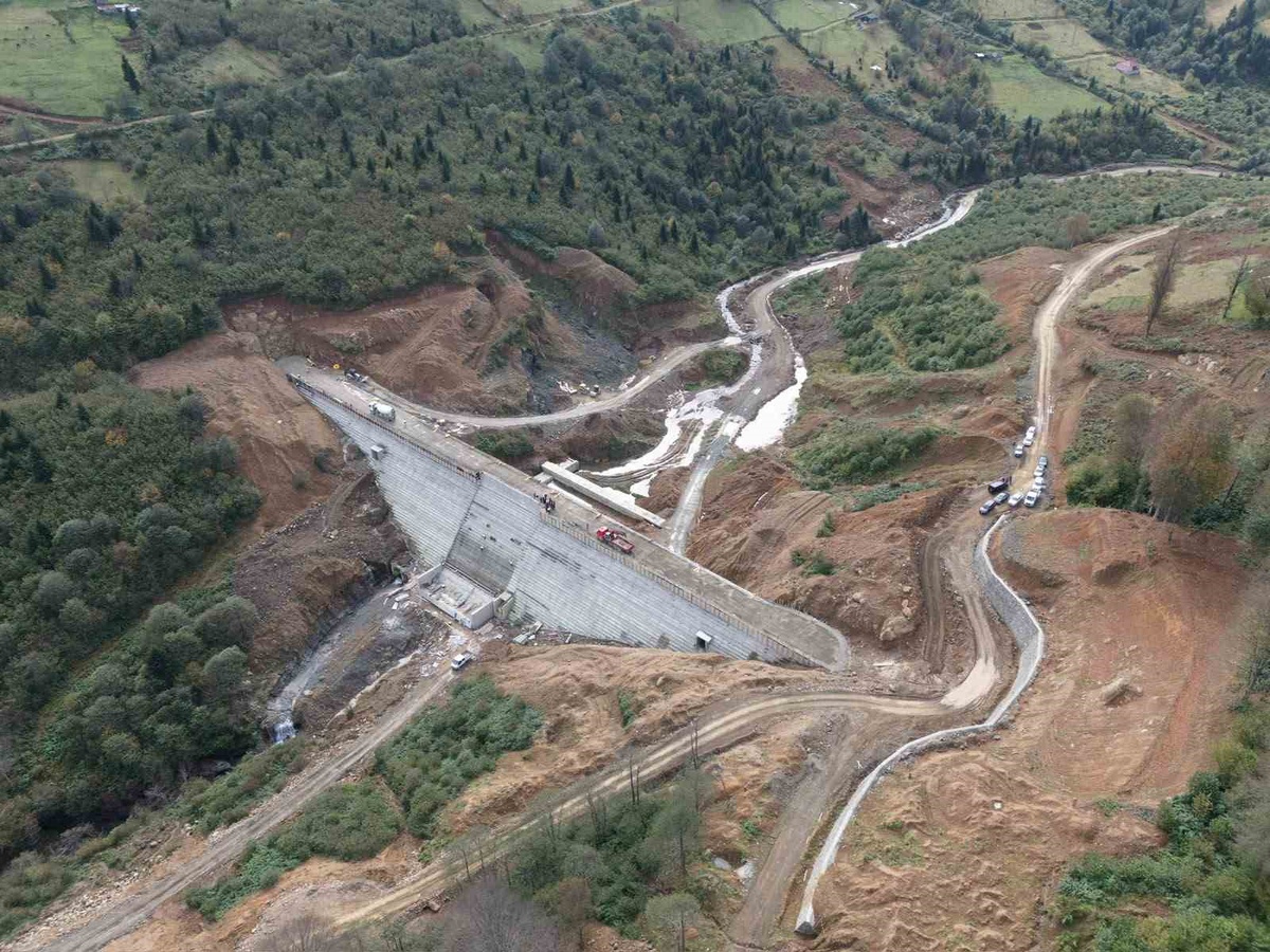 Trabzon Akçaabat\'ta Uçarsu Göleti\'nde gelecek yıl su tutulması hedefleniyor