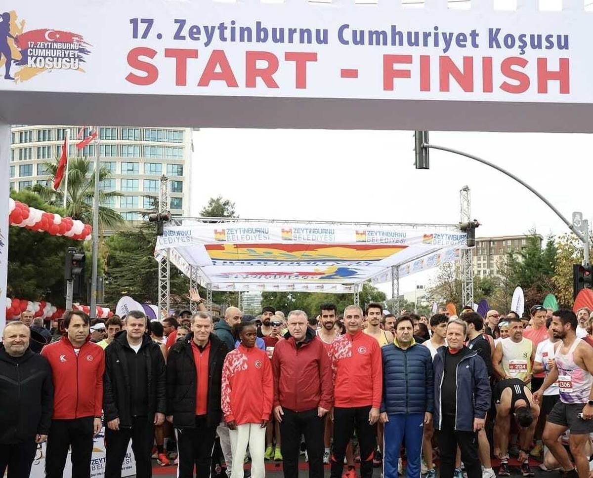 Zeytinburnu Cumhuriyet Koşusu'nda Ali Kaya ve Emebet Ejigu Bizuneh zafere ulaştılar