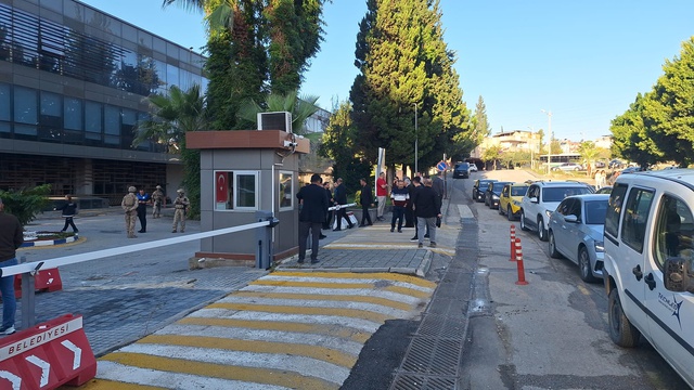 Çukurova Belediyesi’ne operasyon! Yeni Partili Başkan Kozay dahil 44 gözaltı