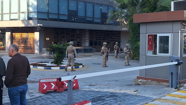 Çukurova Belediyesi’ne operasyon! Yeni Partili Başkan Kozay dahil 44 gözaltı