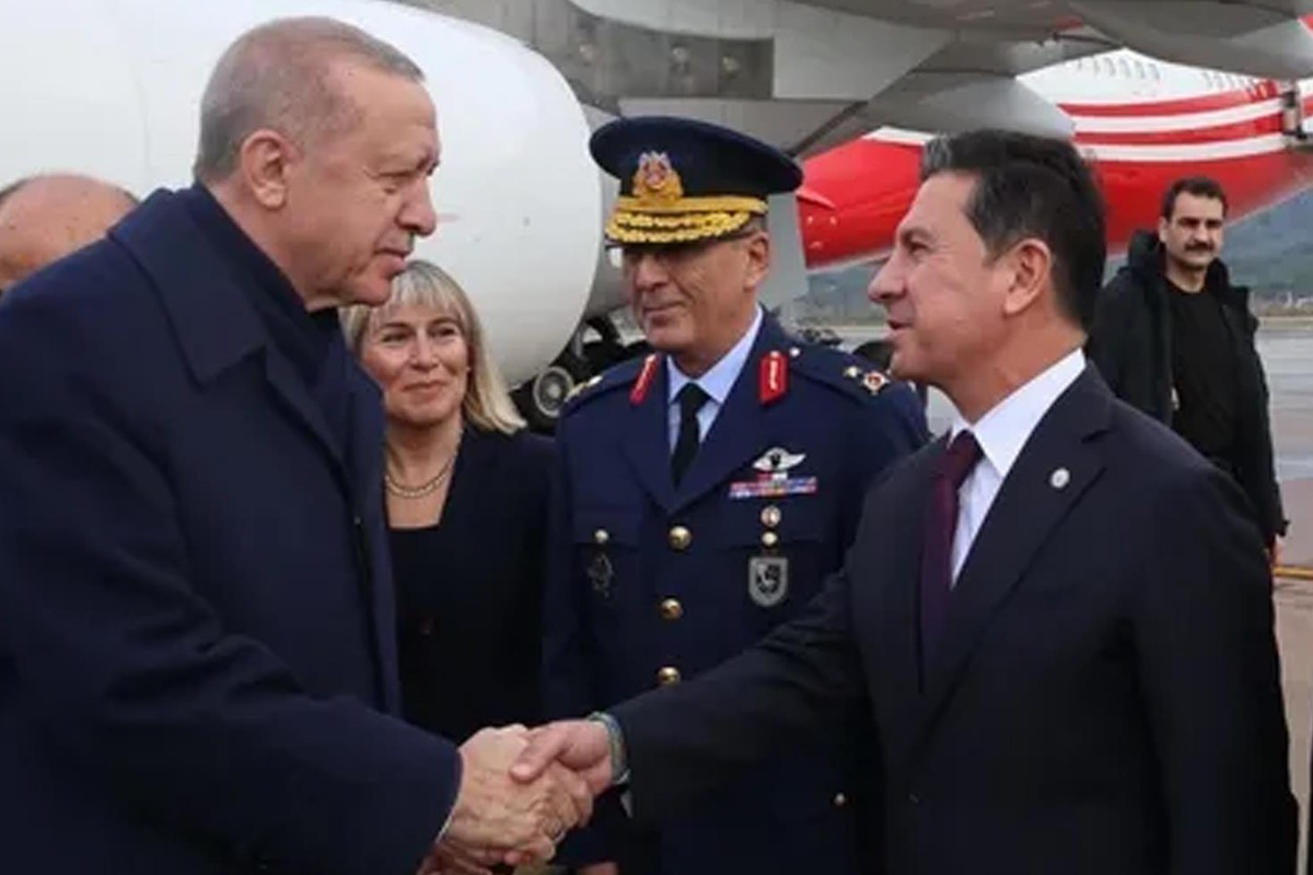 Ahmet Aras, AK Parti\'ye mi geçecek? İddialara ilk ağızdan yanıt verdi