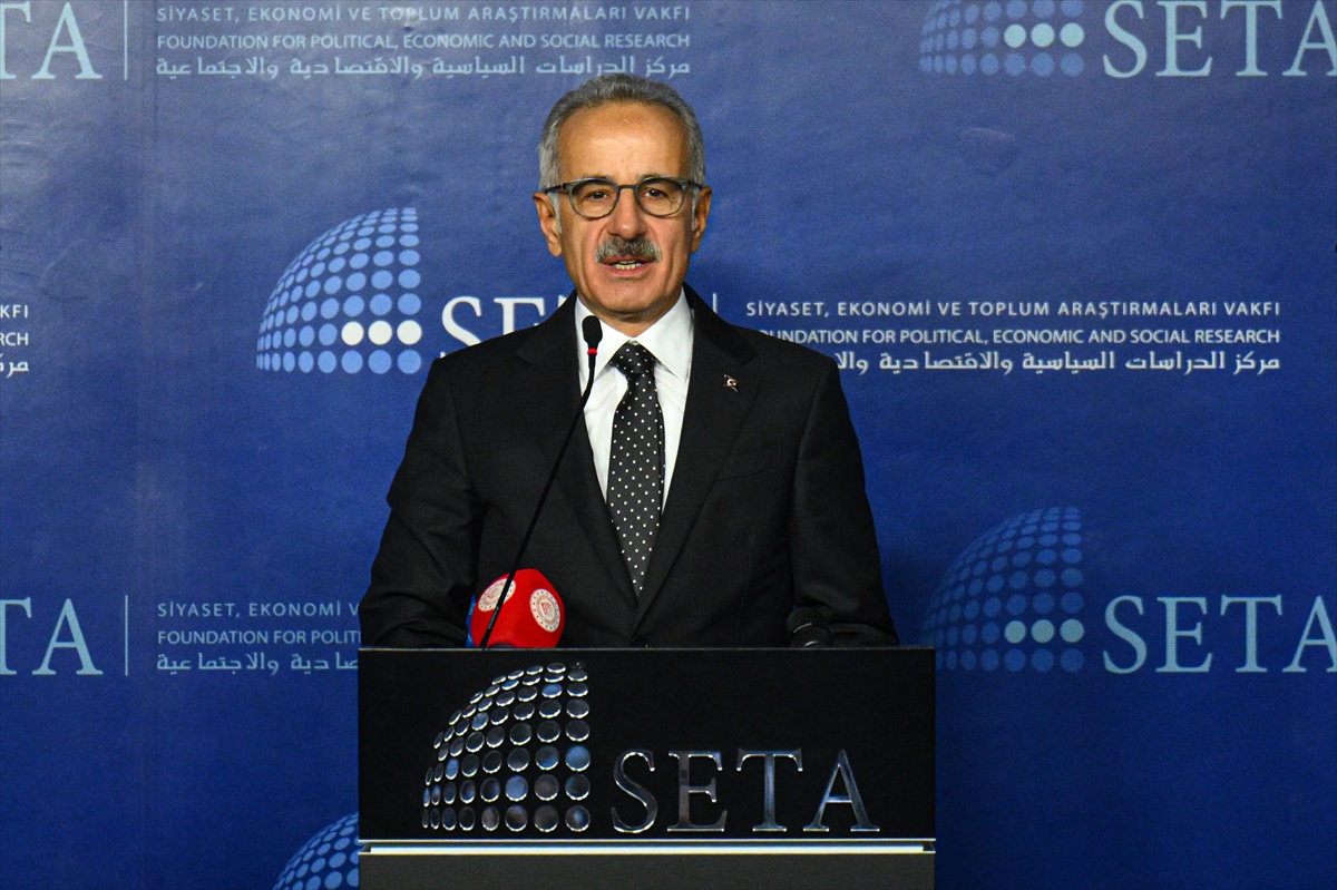 Bakan Uraloğlu, "Değişen Küresel Ulaştırma Jeopolitiği ve Kalkınma Yolu Projesi Konferansı"nda konuştu: