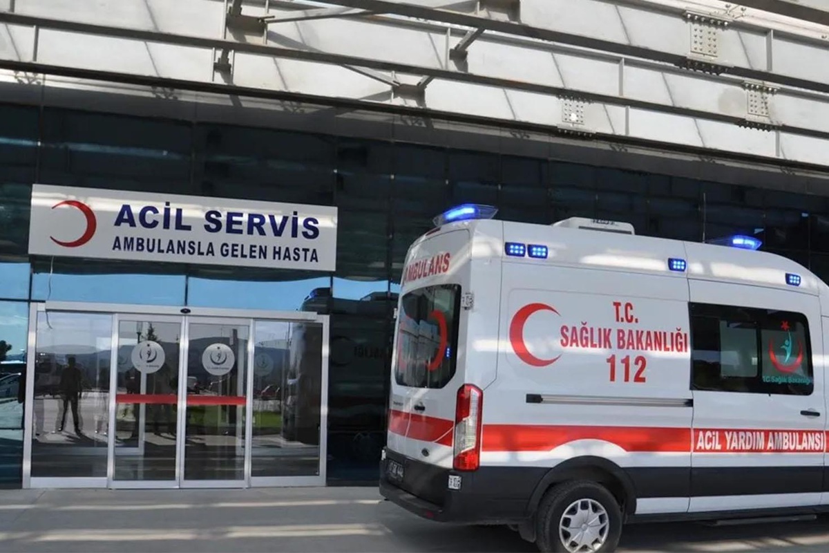 Kuyumcu esnafı aracında kanlar içinde bulundu