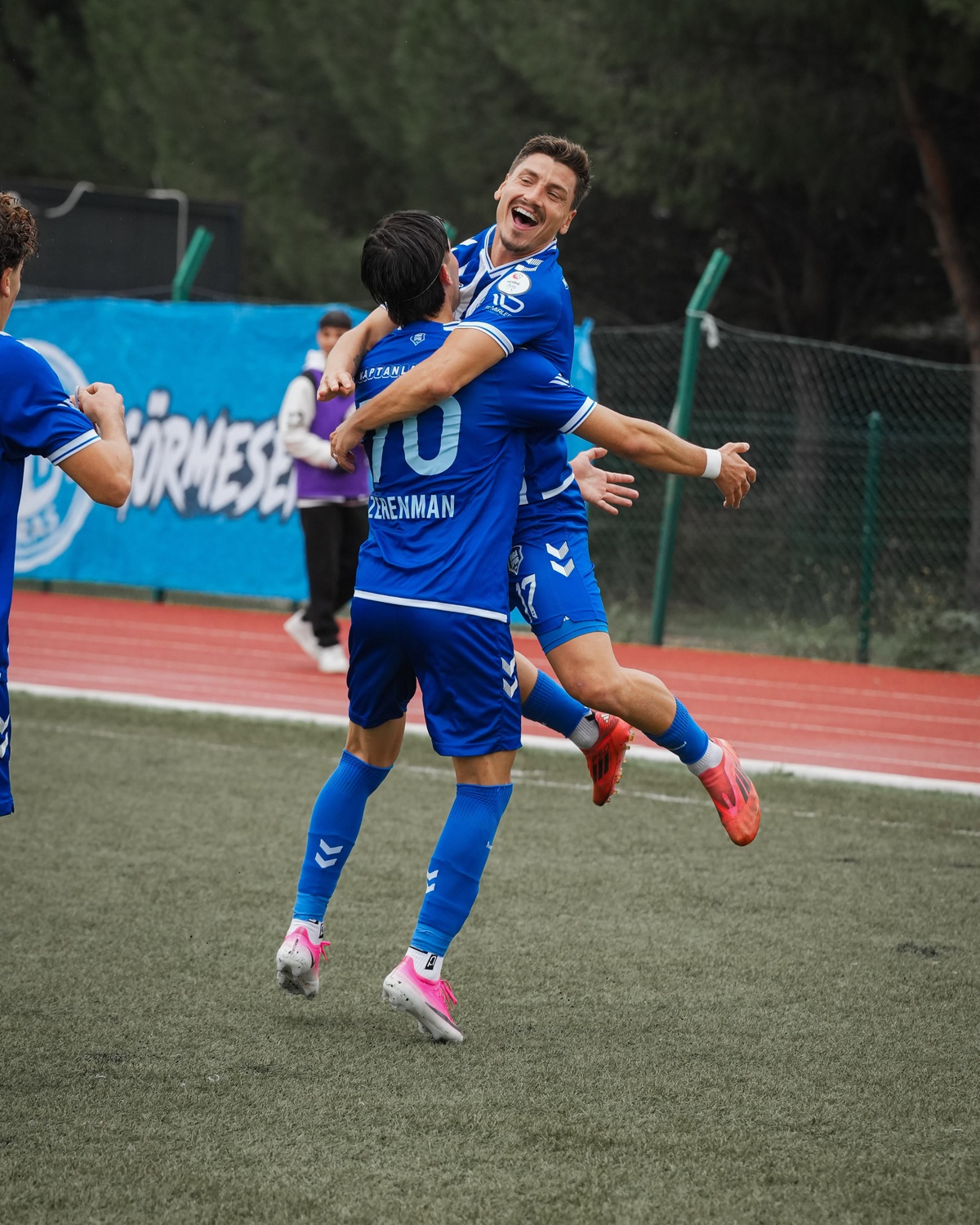 Bigaspor son 5 maçta 4 galibiyetle 14 puana ulaşıp play-off hattına girdi