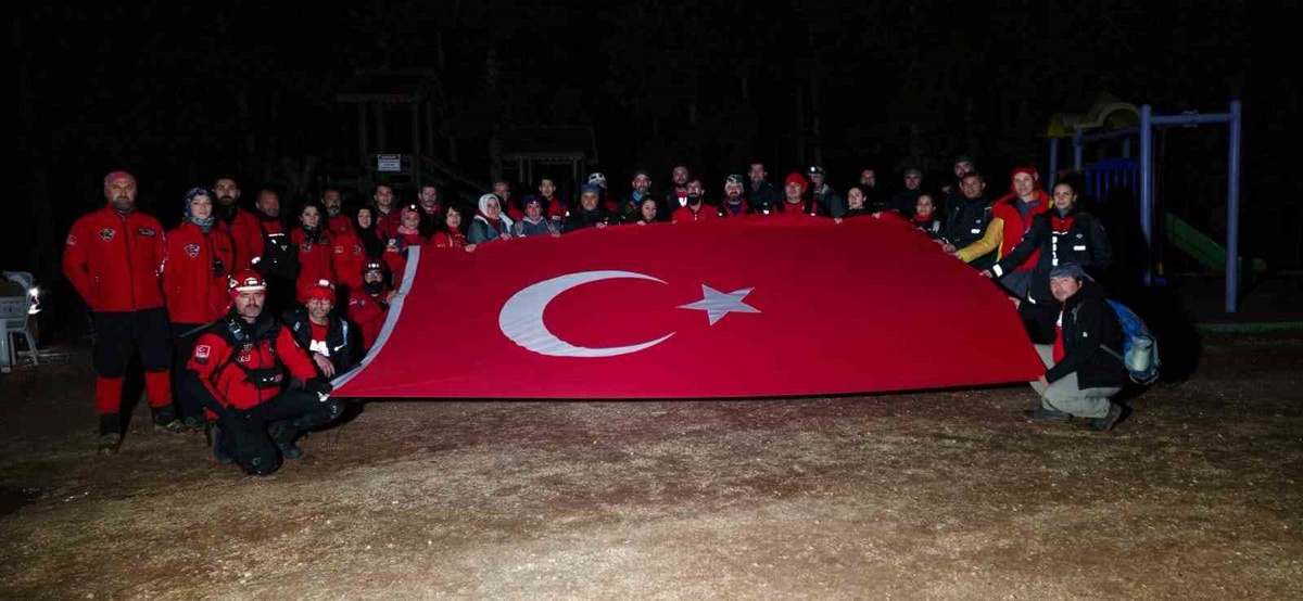 DAK ve OBAK, Eskişehir Kent Ormanı\'nda 3 senaryoyla arama kurtarma tatbikatı yaptı