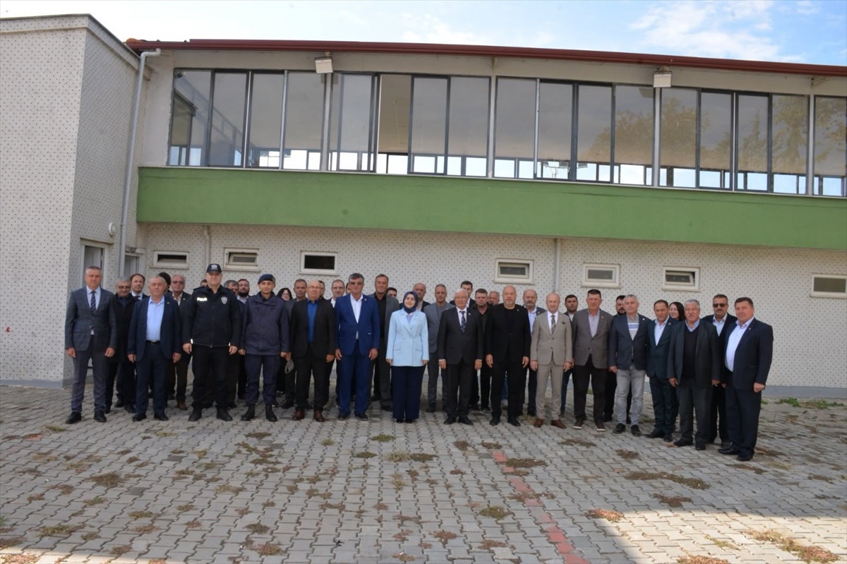 Edirne Meriç\'te Muhtarlar Günü programında birlik ve beraberlik mesajı verildi