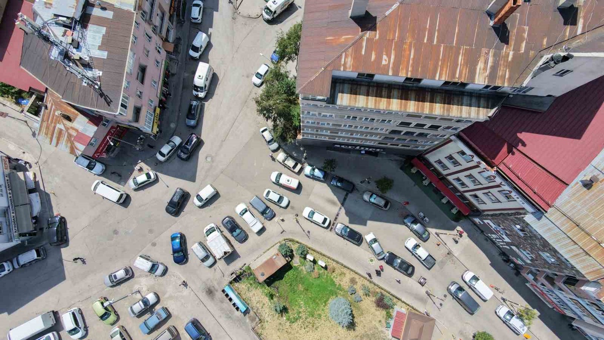 Erzurum\'da eylülde 4 bin 578 araç devredildi, sayı geçen yıla göre 190 azaldı