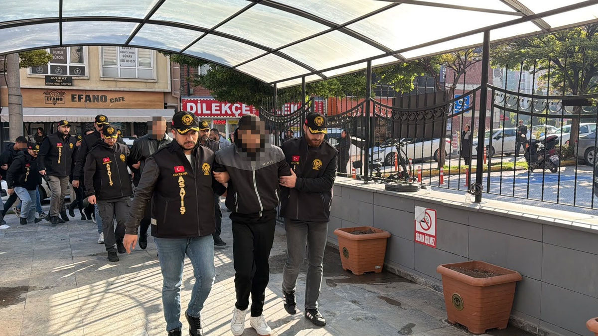 Eskişehir\'de Altun\'u öldüren Abdülkadir Çelik ve 6 şüpheli adliyeye sevk edildi