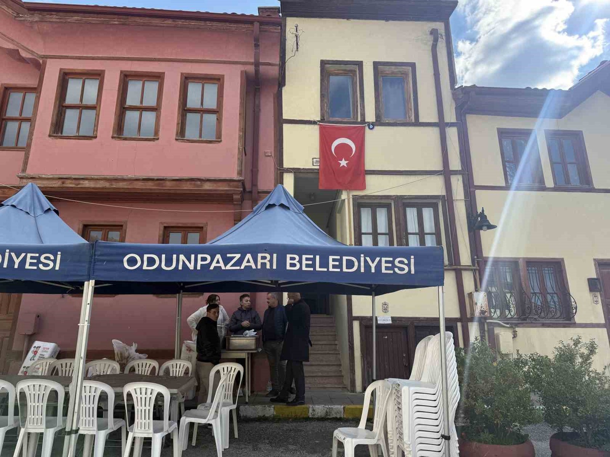 Eskişehir\'de 3 dönemlik muhtar 69 yaşında Muhtarlar Günü\'nde hayatını kaybetti