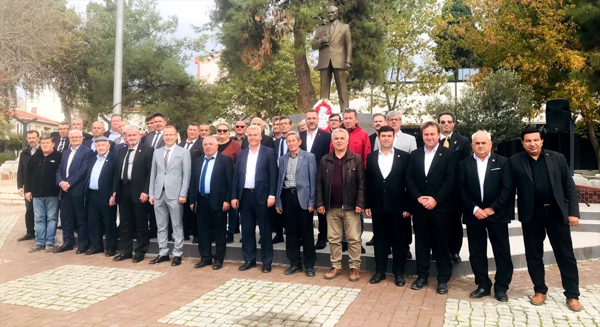 Gelibolu\'da 19 Ekim Muhtarlar Günü kutlandı, muhtarlar Kaymakam Koç\'u ziyaret etti