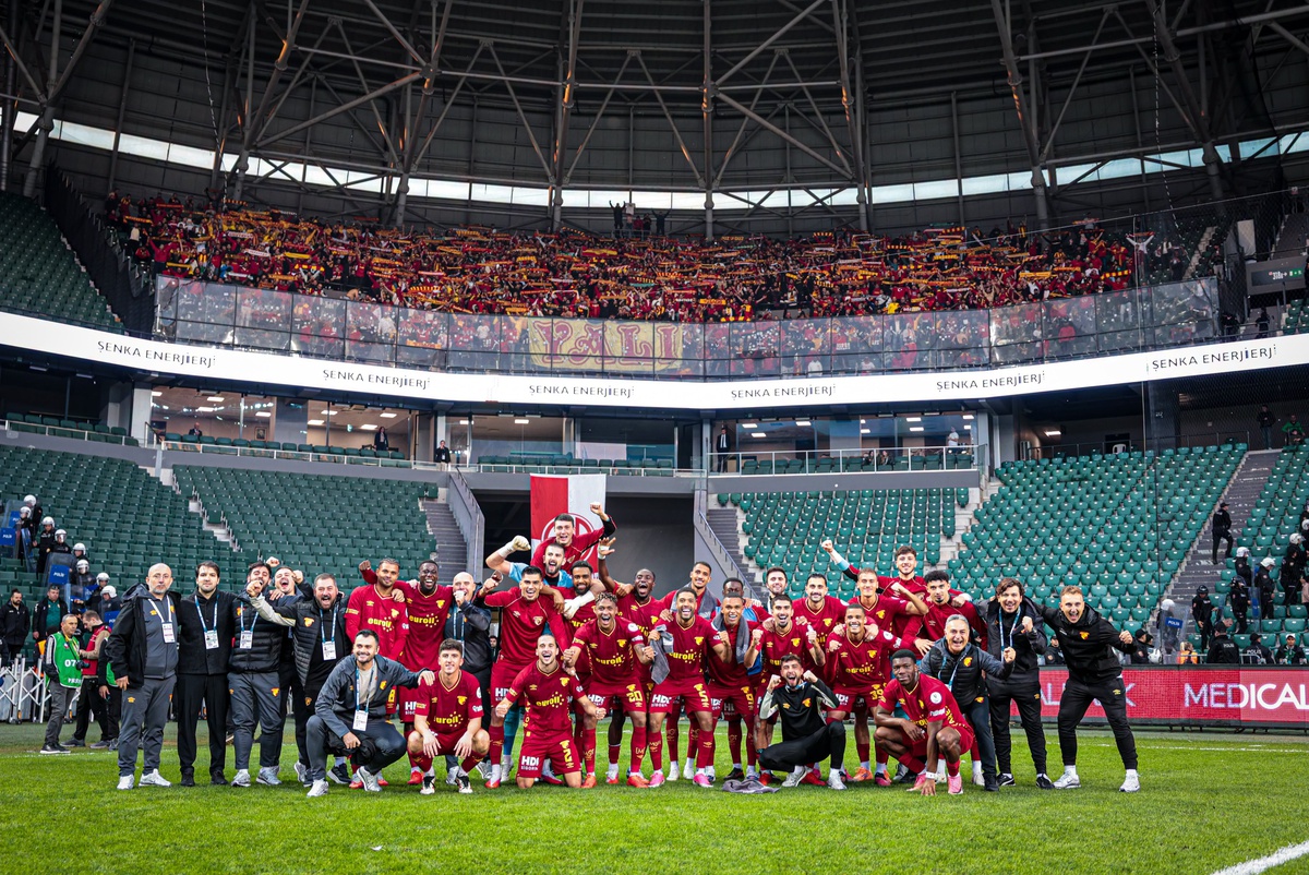 Göztepe Kocaelispor'u 2-1 mağlup etti, 9 puana çıkarak alt sıralardan uzaklaştı