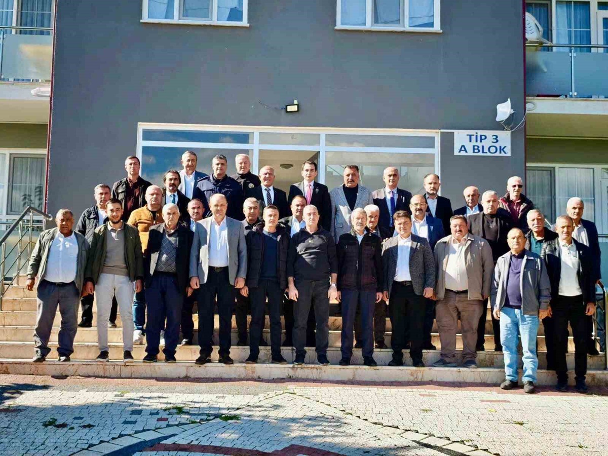 Hisarcık\'ta Kaymakam Atam ve Belediye Başkanı Demirtaş muhtarların gününü kutladı