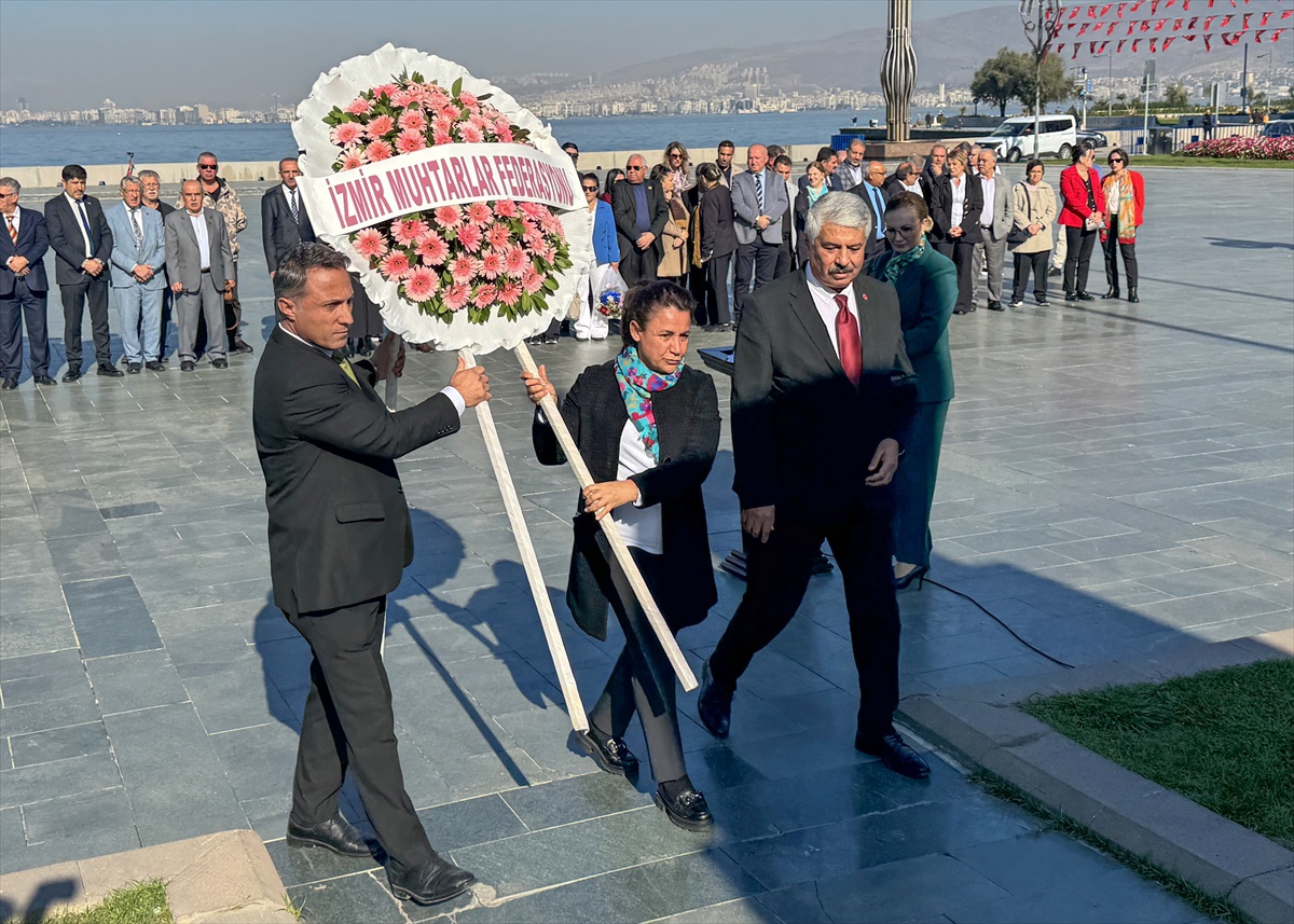İzmir\'de Muhtarlar Günü\'nde Federasyon Başkanı Taylan devlet-millet bağını vurguladı