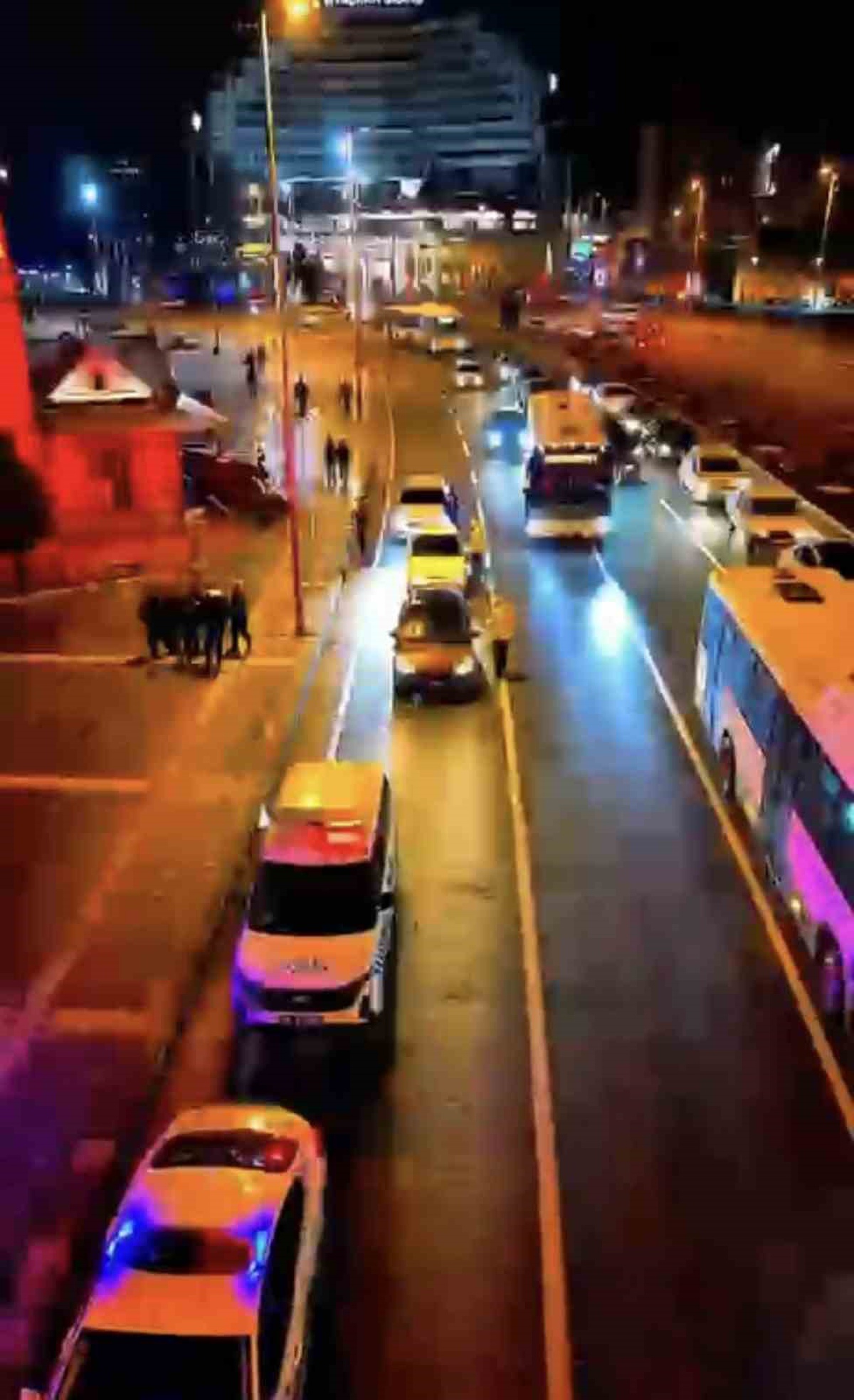 Kayseri\'de eş zamanlı huzur-asayiş uygulamasında 19 aranan şahıs yakalandı