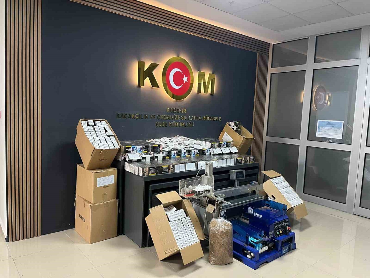 Kırşehir\'de tütün kaçakçılığı operasyonunda 142 bin 600 boş makaron ele geçirildi
