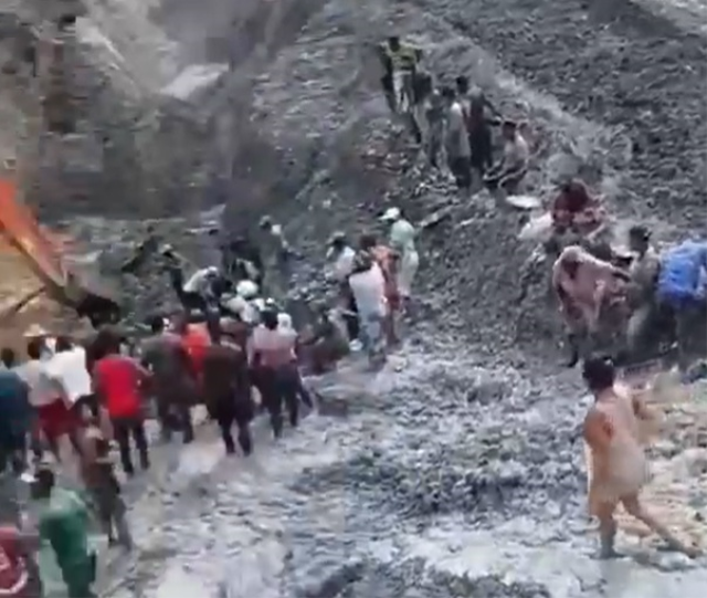 Kolombiya’da altın madeninde heyelan faciası: En az 15 kişi hayatını kaybetti