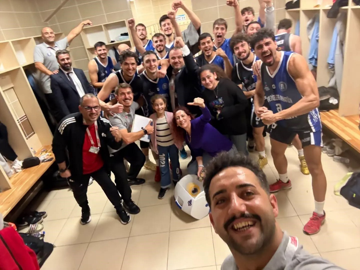 Kütahya Belediyespor, Manisa Büyükşehir Belediyespor\'u deplasmanda 70-69 yendi