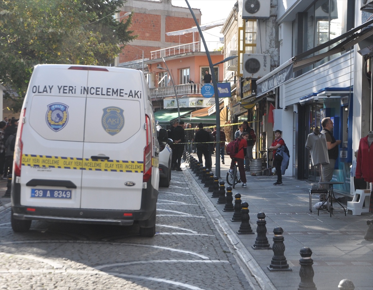 Lüleburgaz\'da tartışmanın ardından silahla yaralanan 1 kişi hastaneye kaldırıldı