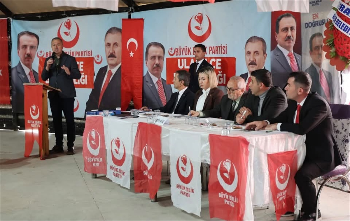 Sivas Ulaş\'ta BBP İlçe Başkanlığı kongresinde Abdurrahman Erdoğdu başkan seçildi