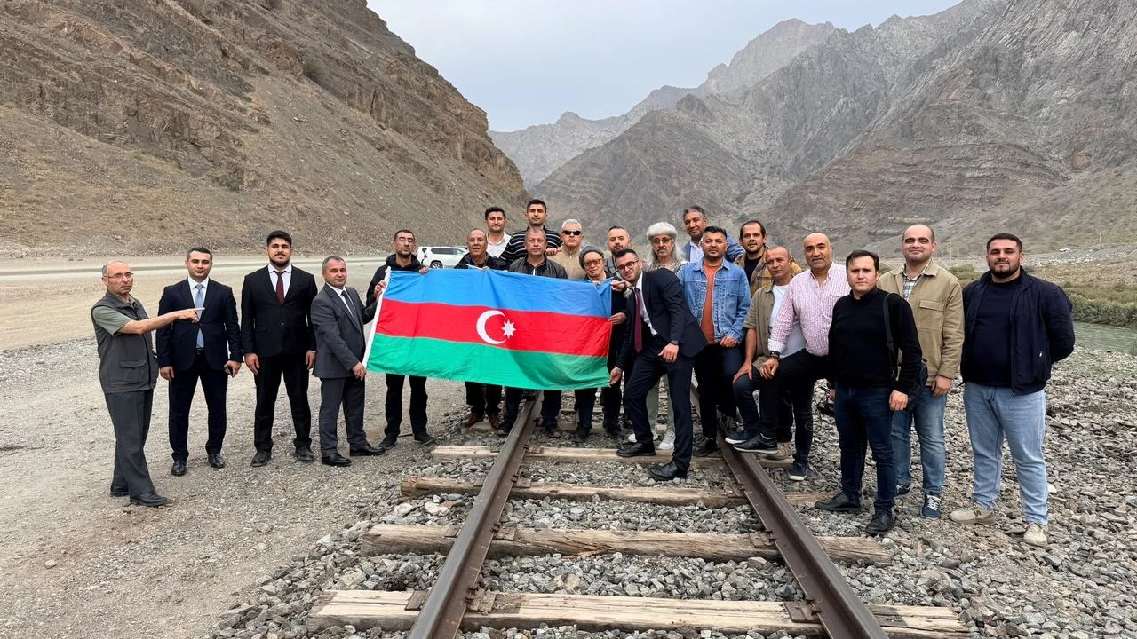 Zengezur Koridoru’nda Demir Yolu Çalışmaları Sürüyor: Hedef 2028