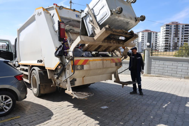 Bir şehri gururlandıran hareket! Herkes temizlik işçisini konuşuyor
