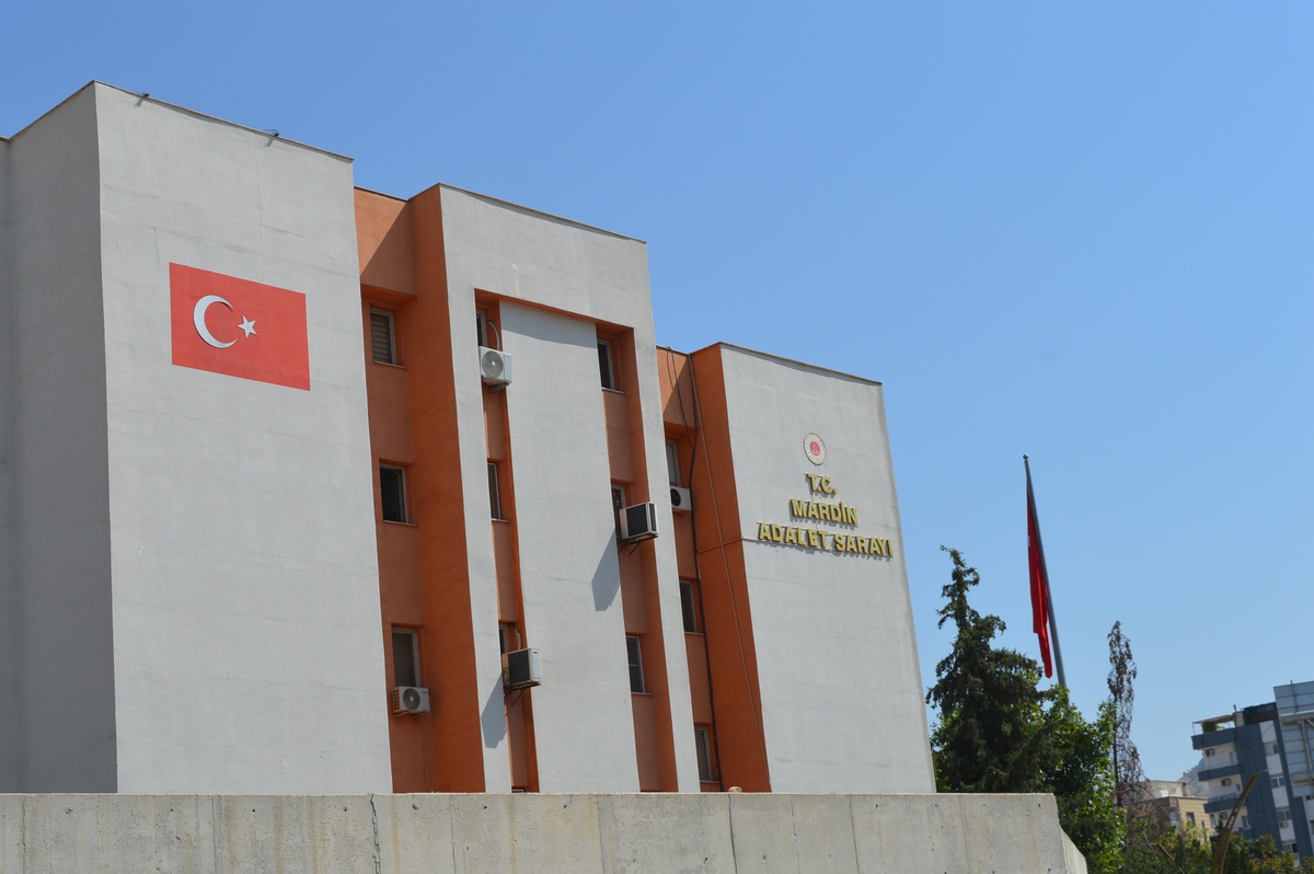Mardin merkezli 6 ilde DEAŞ finansına yönelik operasyonda 11 şüpheli gözaltına alındı
