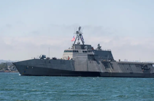 Çin, Sabina Sığlığı'na giren ABD savaş gemisi USS Charleston'ı takibe aldı