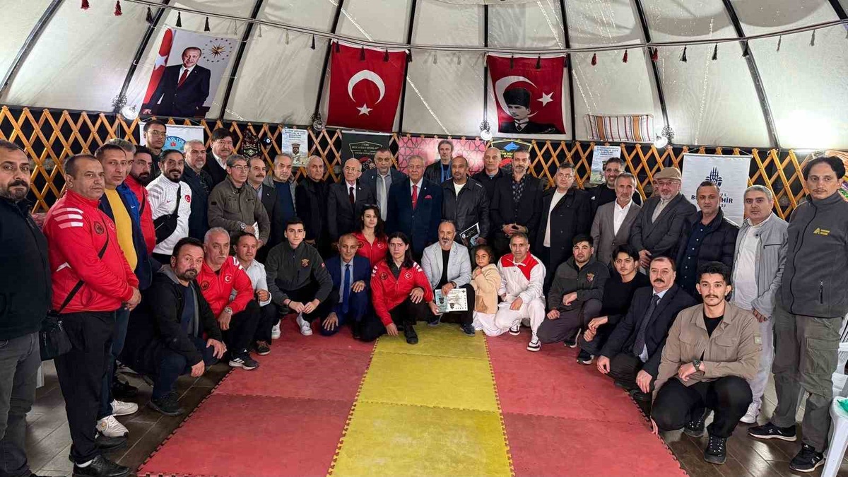 İkinci Türk Mücadele Sporları Kurultayı\'nda ortak teknik sistem kararı alındı