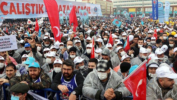 Metal işçileri önerilen zam sonrası greve çıktı