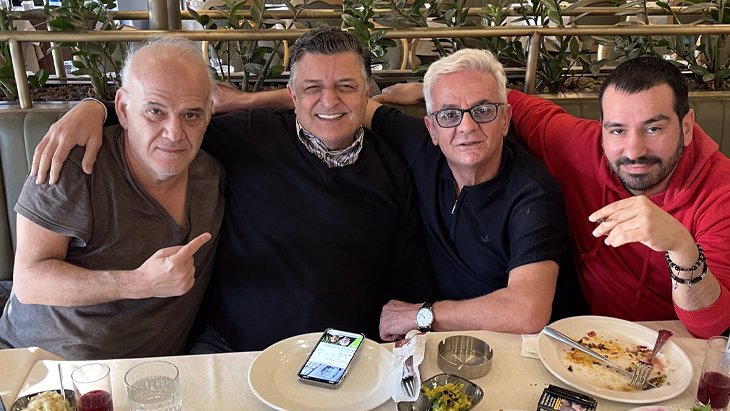 Ahmet Çakar’dan bomba paylaşım Yılmaz Vural’ın Fenerbahçe’ye gidişini kutladılar