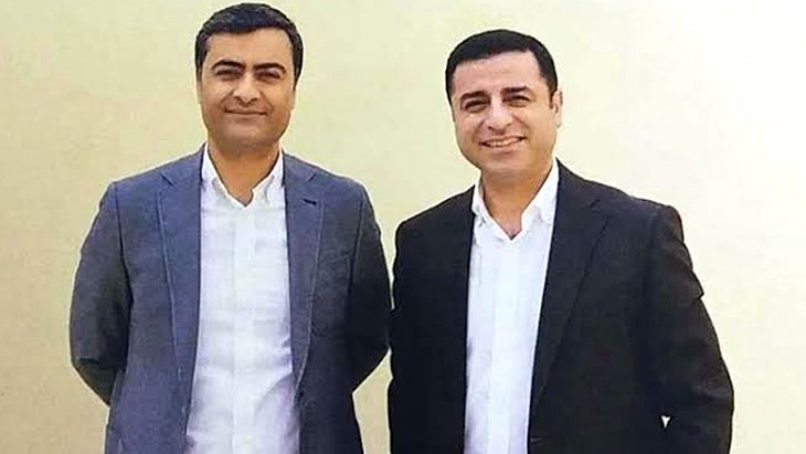 5 yıl sonra dışarıda ilk fotoğraf Selahattin Demirtaş’ın koğuş arkadaşı HDP’li eski vekil Abdullah Zeydan tahliye oldu