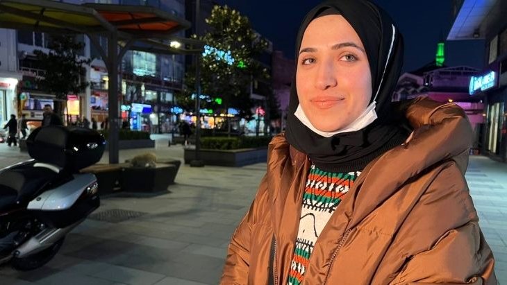 Arnavutköy’de izleme etmiş olduğu kadının telefonunu aha hakeza çaldı