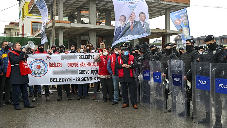Kılıçdaroğlu’ndan bindirim alamadığı düşüncesince greve çıkan Bakırköy Belediyesi mensupları hal düşüncesince yalan aldı