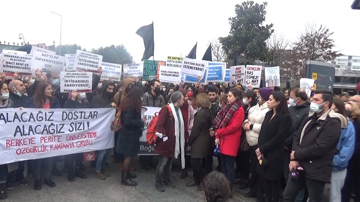 Boğaziçi Üniversitesi’ndeki gösterilere ilişikli davada vakfedilmiş 2 mektepli boşaltma edildi