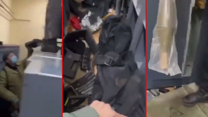 Görüntüler savaş alanına dönen Kazakistan’dan Askeri depoya giren eylemciler silahları çantalarına böyle doldurdu