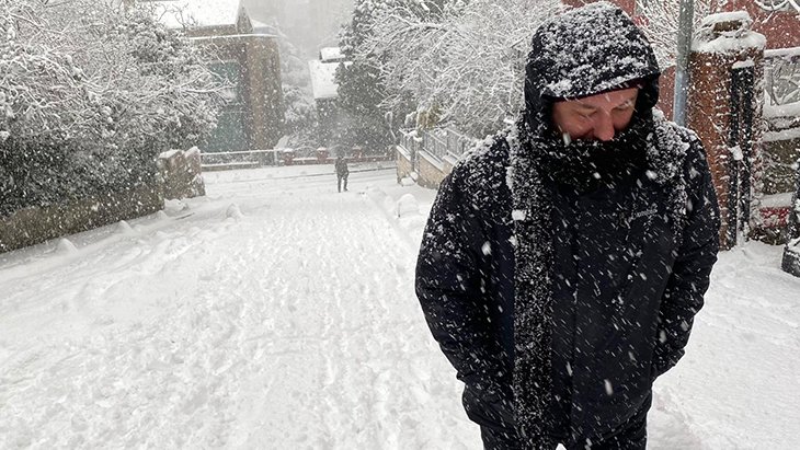 Meteoroloji 12 Ocak Çarşamba uyarısı: Sıcaklık 10 etap çabucak düşecek, İstanbul’a koyu kar yağışı geliyor