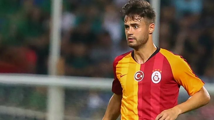 Konyasporlu futbolcu Ahmet Çalık’ın hayatını kaybettiği kaza yerinden ilk görüntüler geldi