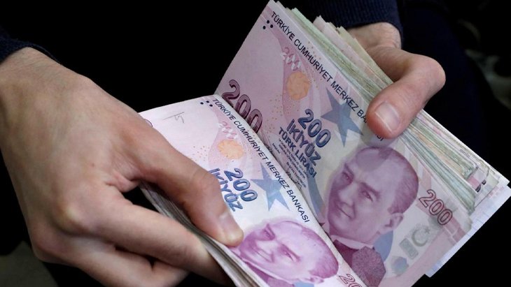 Son Dakika: Türk Metal Sendikası ile MESS ortada geçim sağlandı İşçi maaşlarına yüzdelik 27.44 bindirim yapıldı