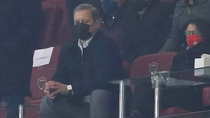 Hatayspor-Galatasaray maçında Burak Elmas’tan kulübeye “Sakin olun“ telefonu