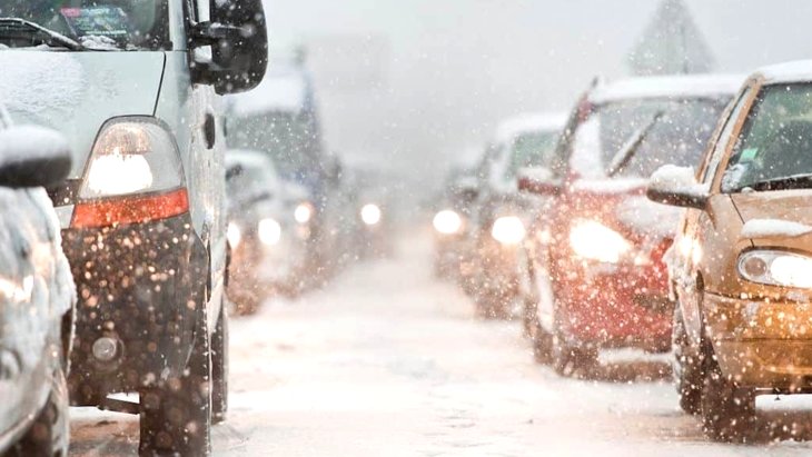 Son Dakika Yoğun kar yağışı nedeniyle Bursa’yı Ankara’ya bağlayan kara yolu ulaşıma kapatıldı