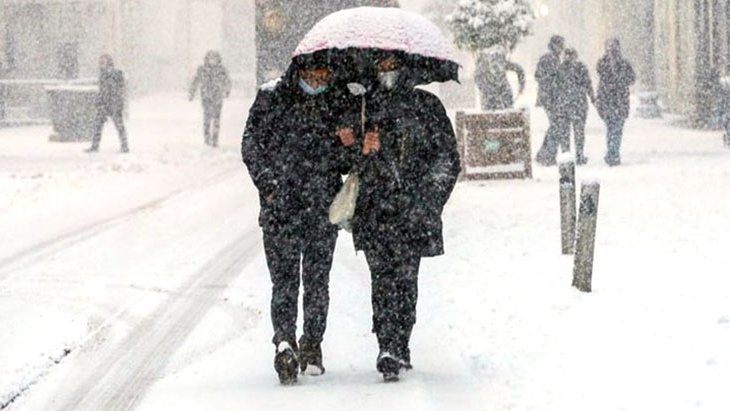 AKOM’dan İstanbul için kar uyarısı: Cuma akşamı kuvvetli yağacak, 4-5 gün sürecek