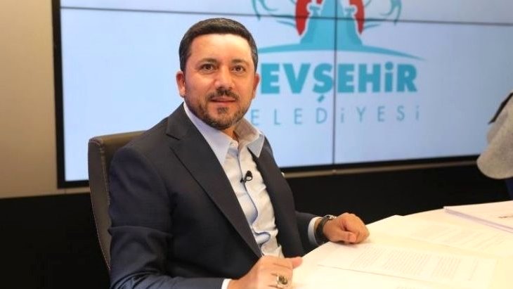 AK Parti’den istifa etmişti Arı: Mühendis personelimi çöpçü yaptılar ya